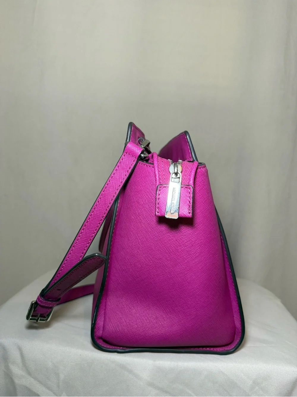 Michael Kors Saffiano Leather Tote - Hot Pink